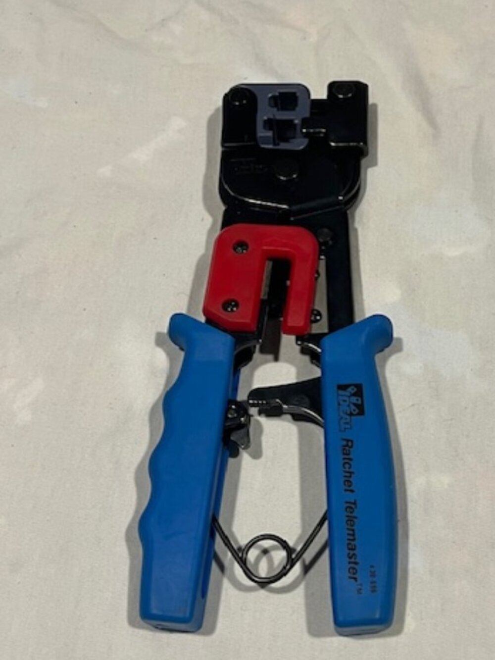 IDEAL Ratchet 30-696 Telemaster Hand Crimp Tool for RJ-11/RJ-45 Modular Plugs